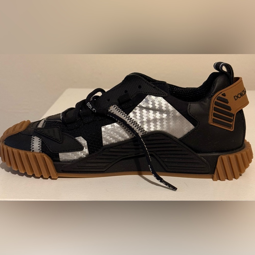 Dolce & Gabbana Kids Sneakers in Black and Silver
